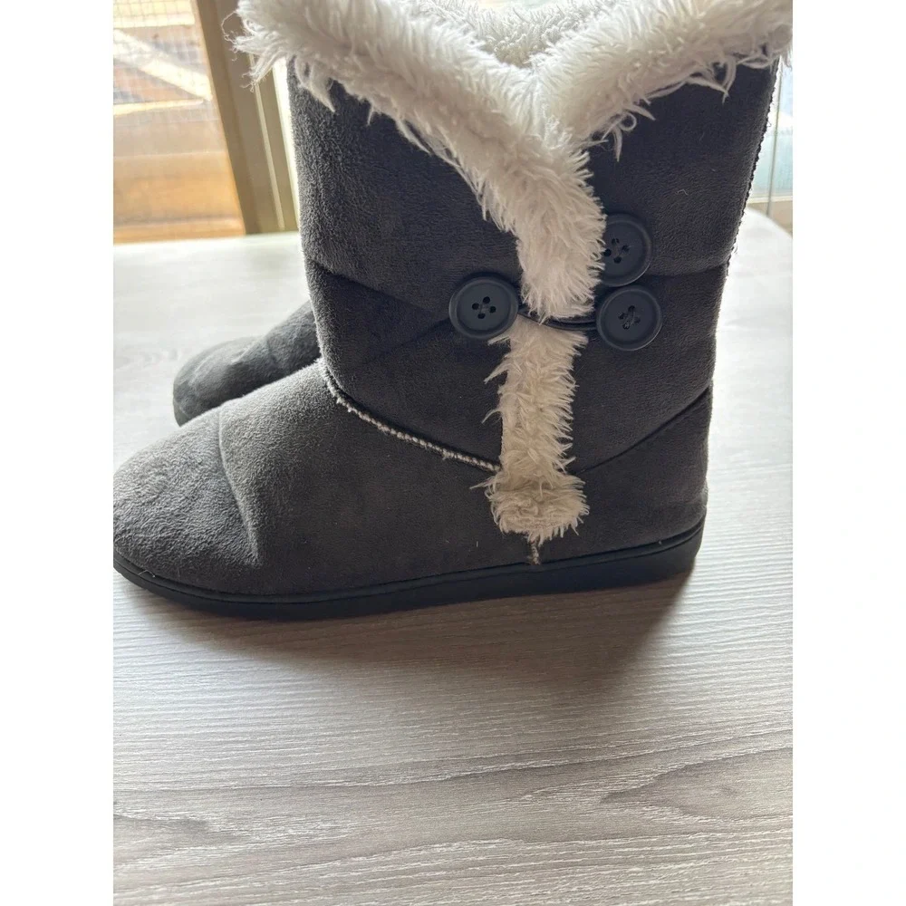 DAWGS Womens 10 Gray Fleece Lined MidCalf Boots Faux Fur Trim 3 Button Cozy Cold